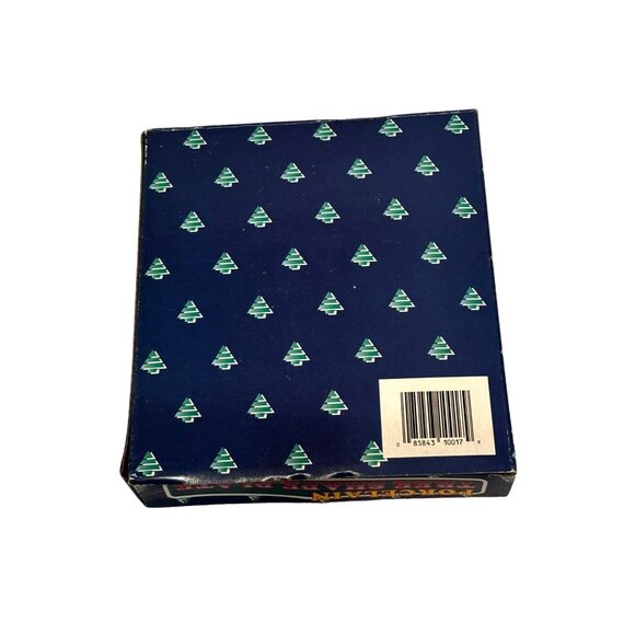 Porcelain Tree Shape Plate With Holly Design Holiday Theme - Picture 4 of 7